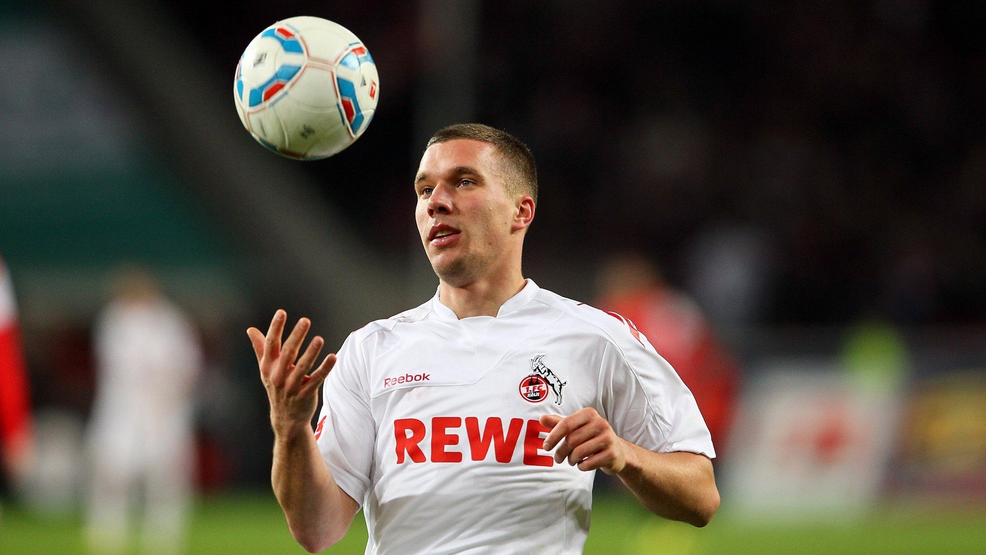 切特·霍姆格伦，当公牛红色帷幕拉开，火箭是他升空的舞台