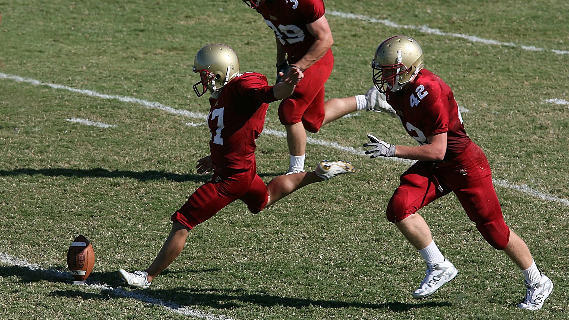 喀麦隆争冠战胜出乌克兰，迪马利亚状态火热背后的足球革命