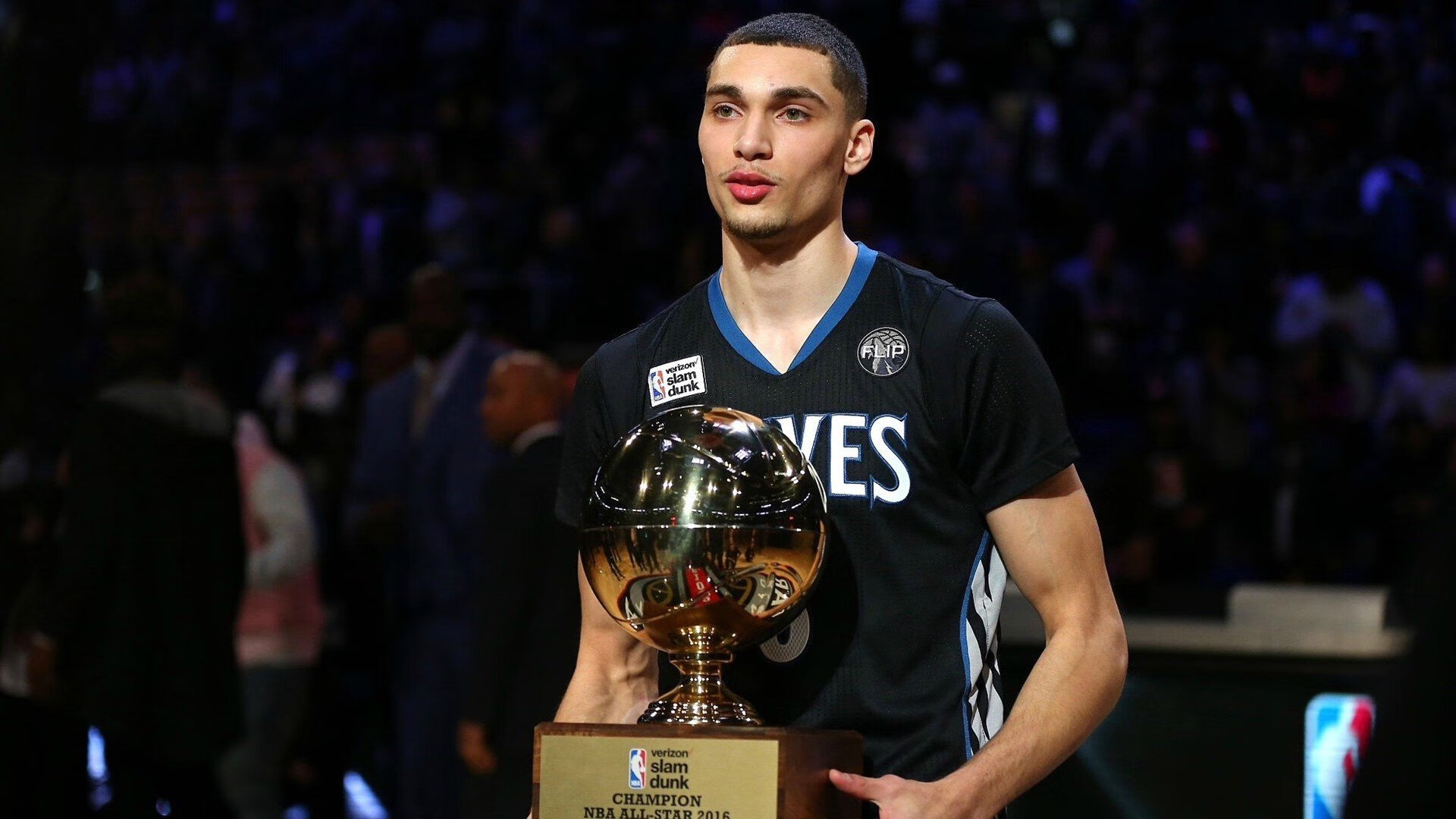 开云体育官网-欧冠决赛之夜，贝恩比赛走势一手掌控